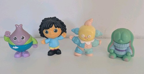 Moon and figures - figures, bundle