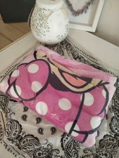 Disney Minnie Mouse Pink Bow Girls Beach Towel