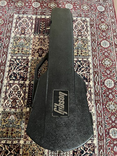 Gibson chainsaw case and - chainsaw,