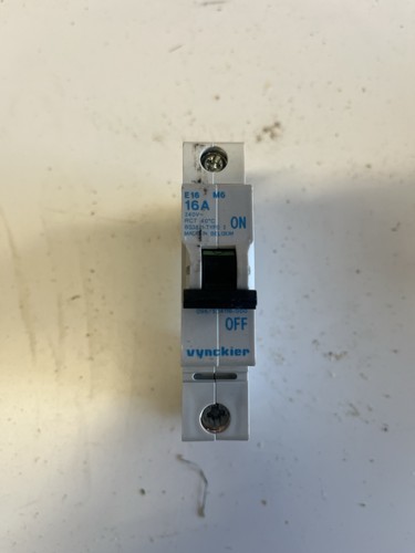 Vynckier 16a type mcb - 2, gec