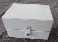 'STACKERS' BEIGE FAUX LEATHER JEWELLERY ORGANISER/PRESS STUD FASTEN - NOT USED