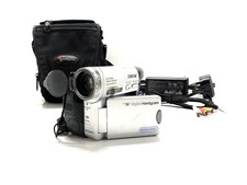 SONY DCR-TRV33E Mini DV Tape Digital Video Camera Handycam Complete Working Set