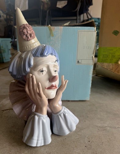 Lladro sad jester - jester, bust