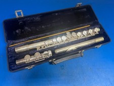 Vintage Artley 18-0 Silver Plated Flute with case - USA