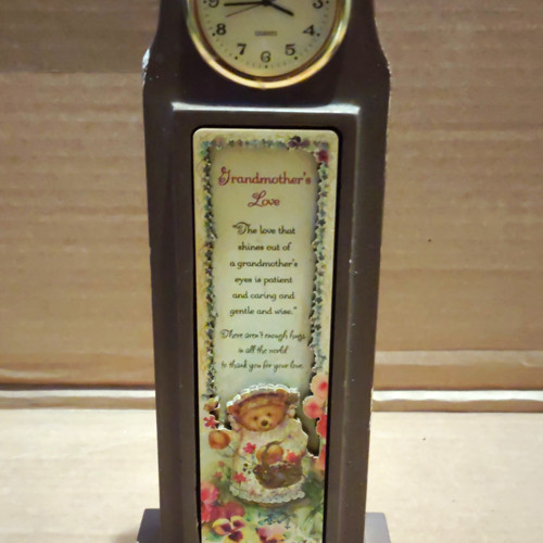 Grandmother love brown - grandmother's,
