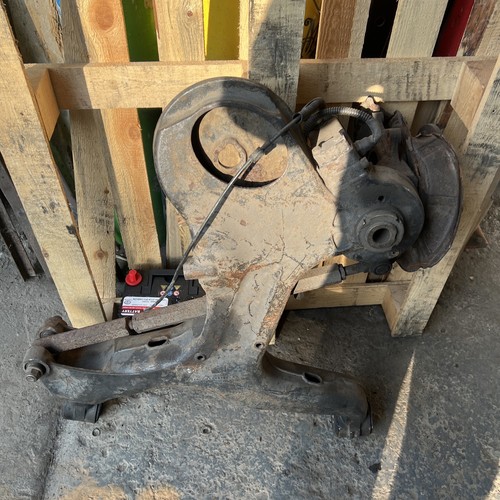 Mercedes vito w639 wheel hub - wheel,