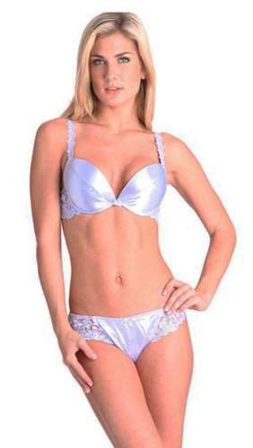 Stunning lilac satin designer - stunning,