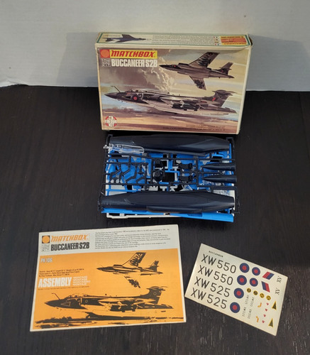Buccaneer s2b matchbox - buccaneer,
