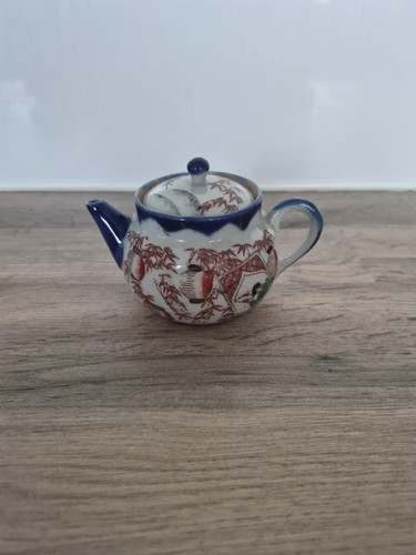 Small japanese geisha teapot - small,