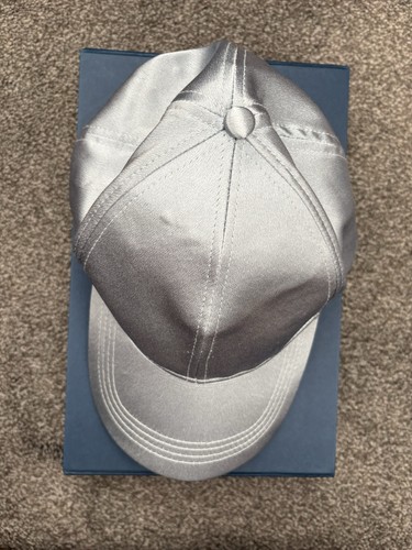 Light blue metallic baseball - light,