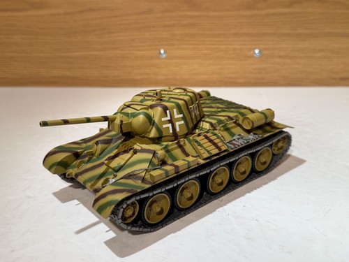 Minichamps 1943 captured - 35,