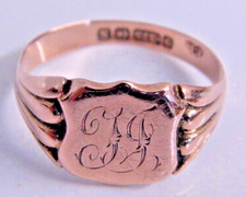 ANTIQUE VICTORIAN 9ct ROSE GOLD SIGNET RING C.1867 Size P 1/2