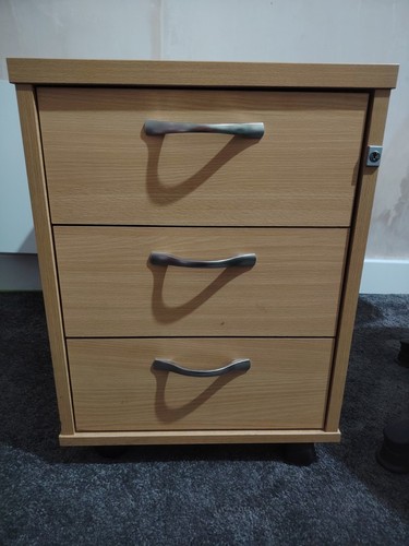 Draw wooden under - wooden,