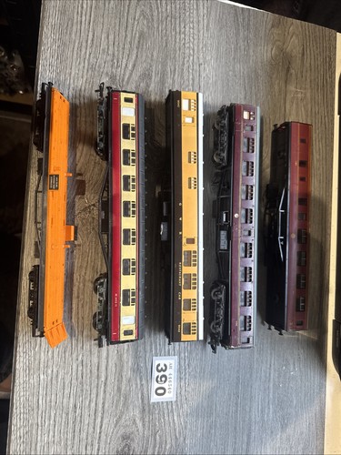 Gauge coaches spares or - coaches,