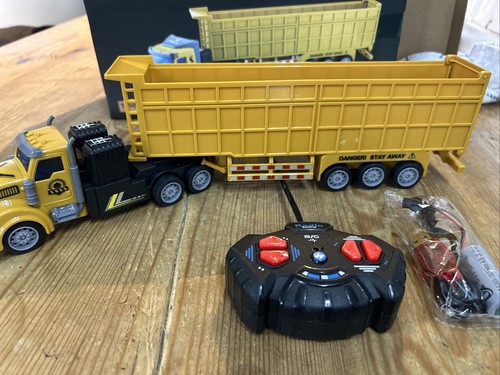 Transport truck semi - truck,