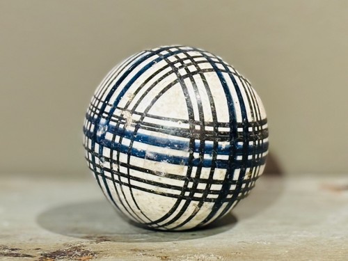 Small victorian carpet ball - small,
