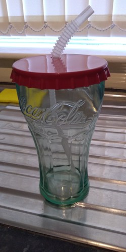 Large coca cola plastic - cola,