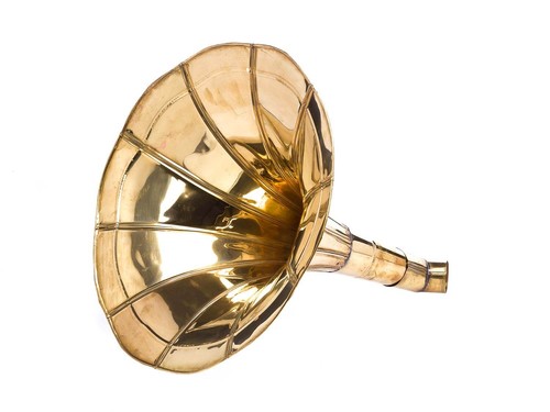 Horn gramophone funnel gold - , in