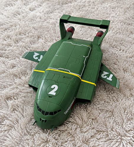 Thunderbirds supersize - thunderbirds,