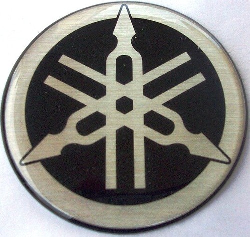 Yamaha emblem sticker - x,