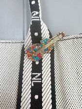 Vintage Brooch Unusual Violin