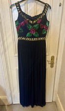 Stunning Virgos Lounge Navy