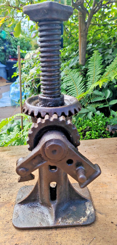 Antique cast iron ratchet - cast,