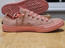 CONVERSE WOMEN'S LOW SUEDE