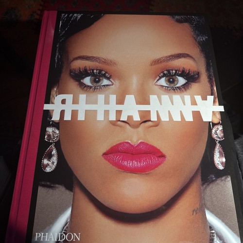 Rihanna phaidon hardcover - phaidon,