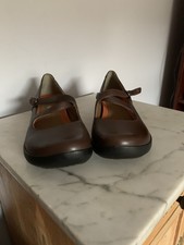 Ladies Clarks Unstructured Brown Leather Shoes Size 7