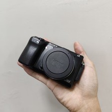 Sony Alpha NEX-7 24.3MP Blakc