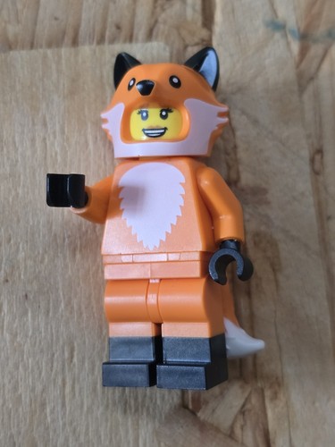 Lego minifigure series fox - minifigure,