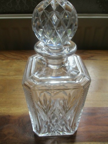 Lovely heavy cut glass lead - heavy,