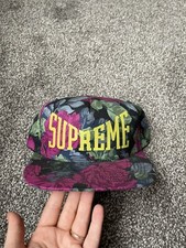 Supreme New York SS18 Floral