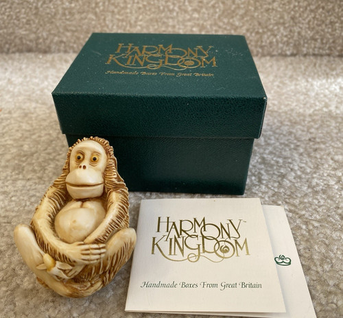 Harmony kingdom top - kingdom, banana"