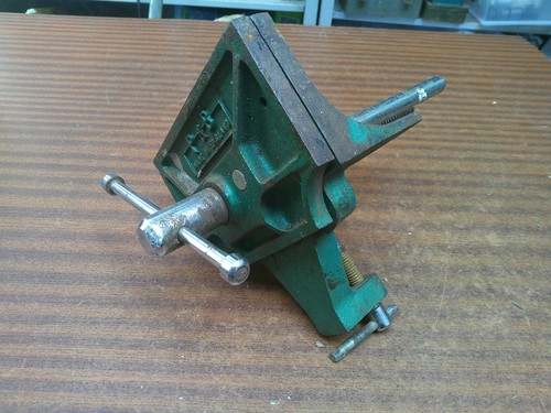 Vintage woodworking vice - woodworking,