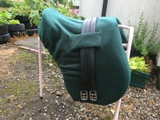 BOTTLE GREEN Fleece SADDLE COVER With GIRTH HOLDER Loops GP or DRESSAGE