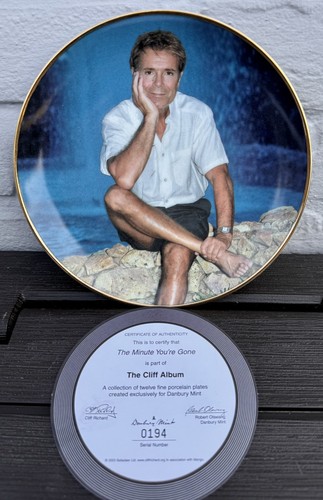 Cliff richard plate danbury - cliff, by