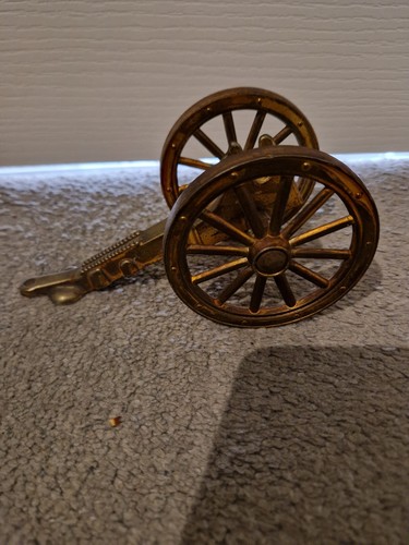 Vintage carriage ornament - vintage,