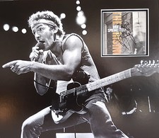 BRUCE SPRINGSTEEN Signed 17x15