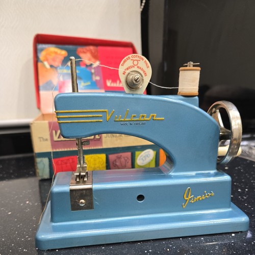 Retro vintage vulcan - retro, junior