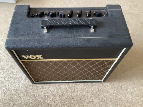 Vox pathfinder 15r v9168r - vox,