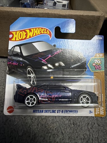 Hot wheels nissan - hot,