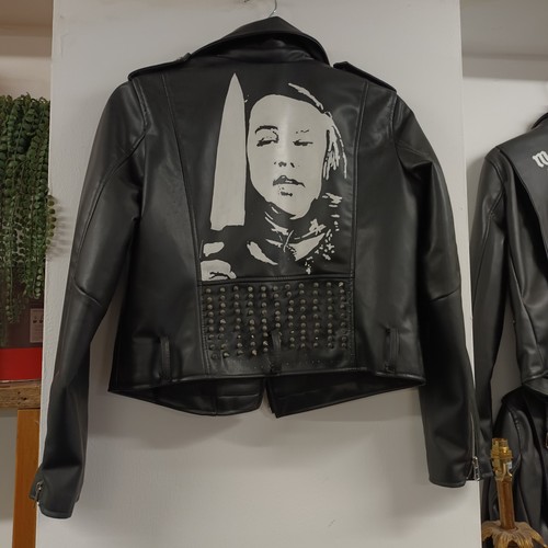 Custom hand painted - 90's,
