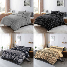 Damask Floral Pattern Duvet