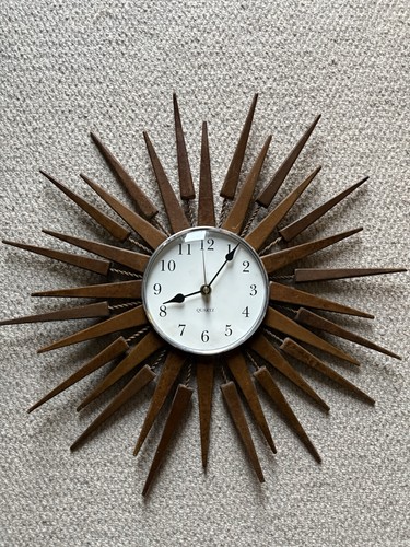 Vintage quartz wall clock - quartz,