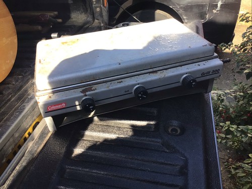 Coleman grill 300 gas - coleman,