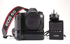 Canon EOS 6D Full Frame DSLR Camera Body Only & Generic Grip & Battery & Charger