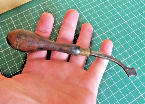 Antique leather makers single - leather,