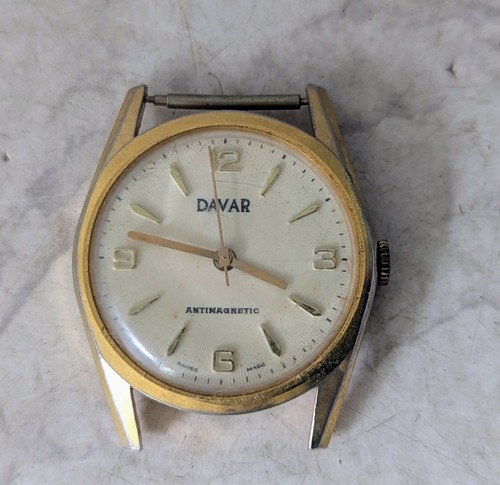 Antimagnetic wristwatch - antimagnetic,
